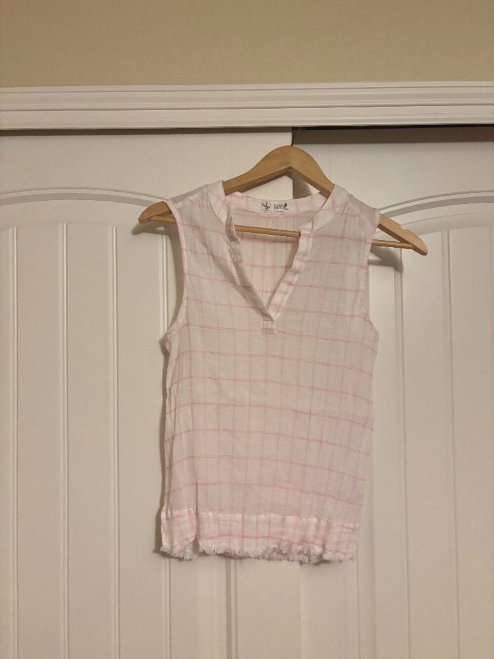 Carve Designs Sleeveless Blouse Small White Pink Windowpane Check Sheer Organic